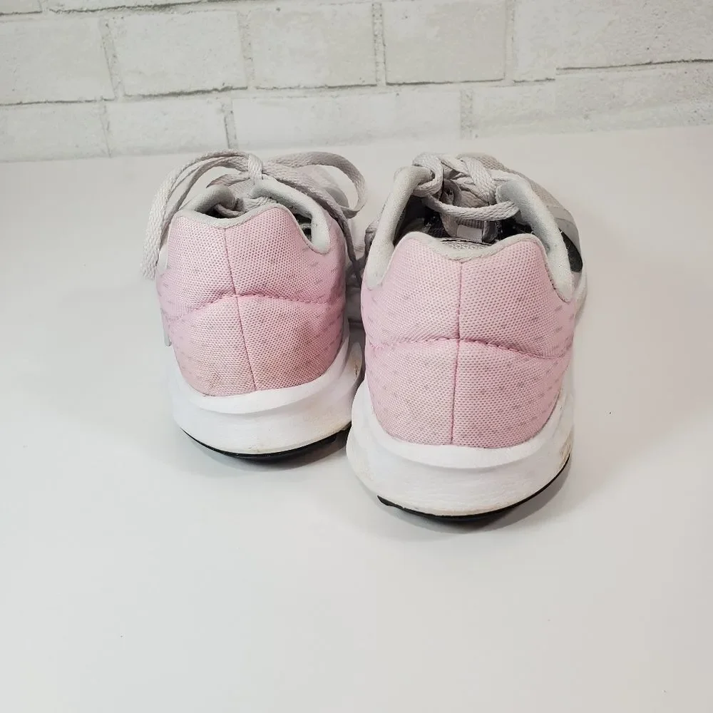 NIKE athletic shoes